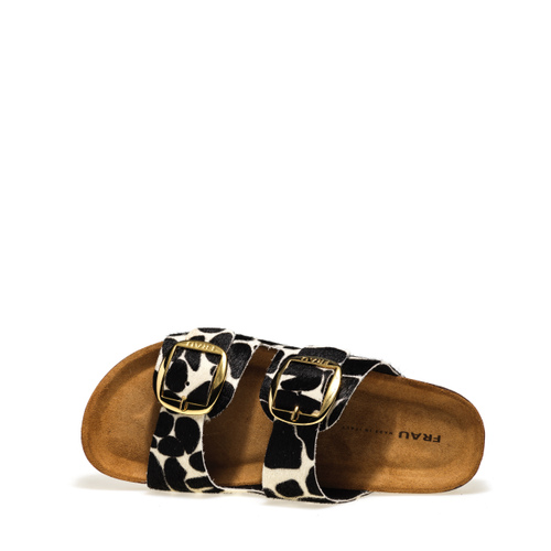 Sandalette mit doppeltem, überkreuztem Riemen aus bedrucktem Leder in Pony-Optik - Frau Shoes | Official Online Shop