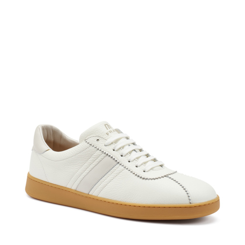 Sneaker aus Leder mit bernsteinfarbener Sohle - Frau Shoes | Official Online Shop