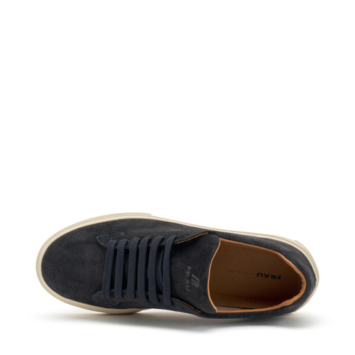 Sneaker urban in pelle scamosciata - Frau Shoes | Official Online Shop