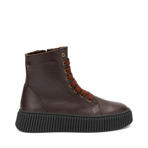 Anfibi in pelle con suola scanalata - Frau Shoes | Official Online Shop