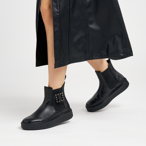 Leather Chelsea boots with buckle - Frau Shoes | Official Online Shop