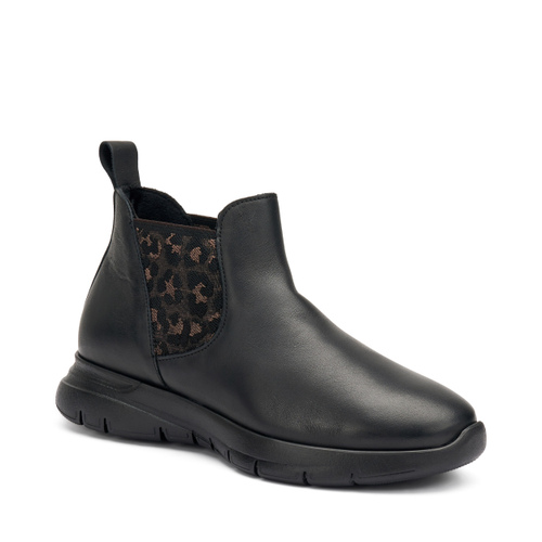 Comfort tech leather Chelsea boots with leo-print elastic - Frau Shoes | Official Online Shop