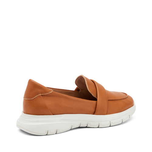 Extra-light leather slip-ons with saddle detail - Frau Shoes | Official Online Shop