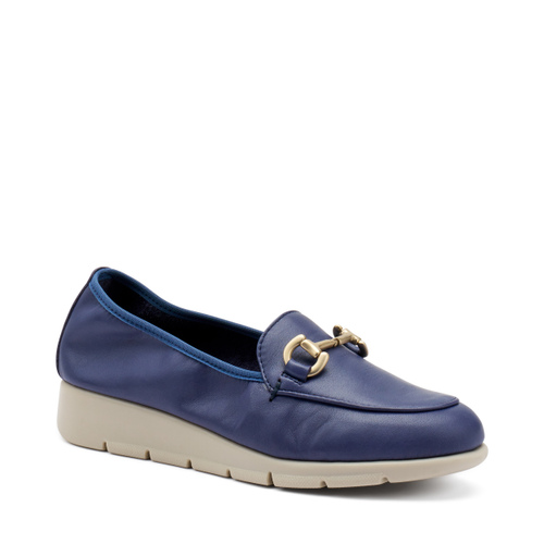 ComfortTech-Mokassin aus Leder mit Spange - Frau Shoes | Official Online Shop