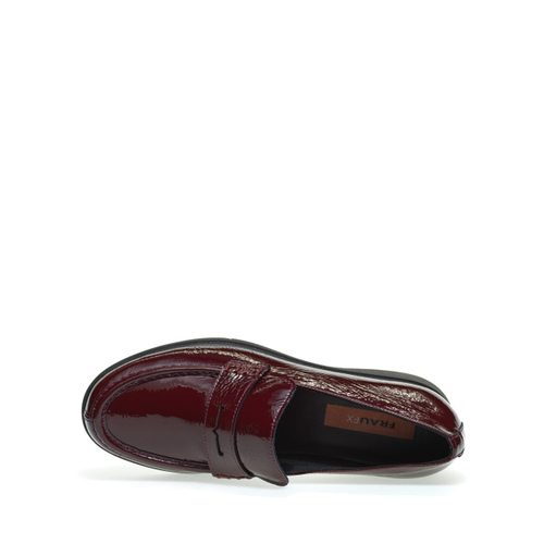 Comfortable patent leather loafers - Frau Shoes | Official Online Shop
