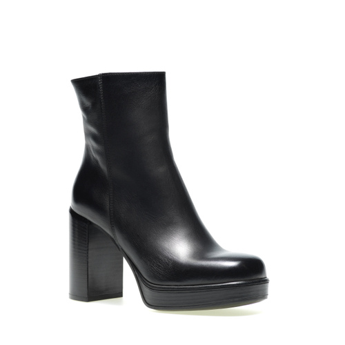 Stivaletto punta quadra in pelle con tacco - Frau Shoes | Official Online Shop