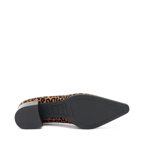 Almond-Cut pumps in leo-print fabric - Frau Shoes | Official Online Shop