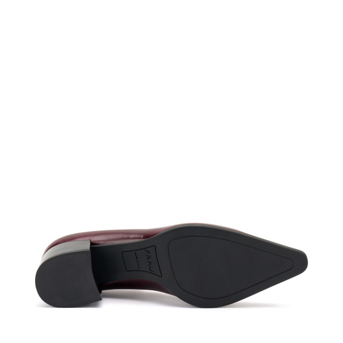Almond-Cut pumps in shiny creased-effect leather - Frau Shoes | Official Online Shop