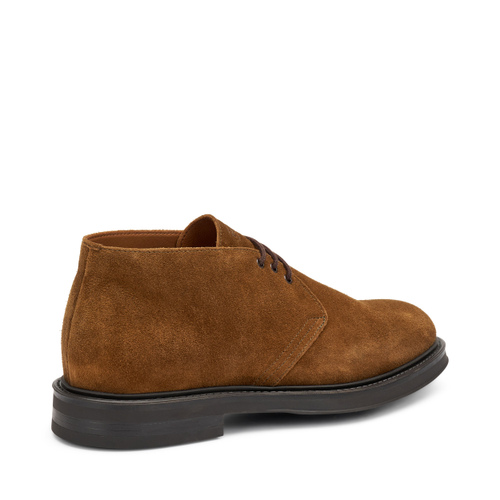 Polacchino in pelle scamosciata con finish anticato - Frau Shoes | Official Online Shop