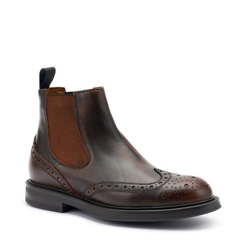 Leather Chelsea boots with wing-tip design - Frau Shoes | Official Online Shop