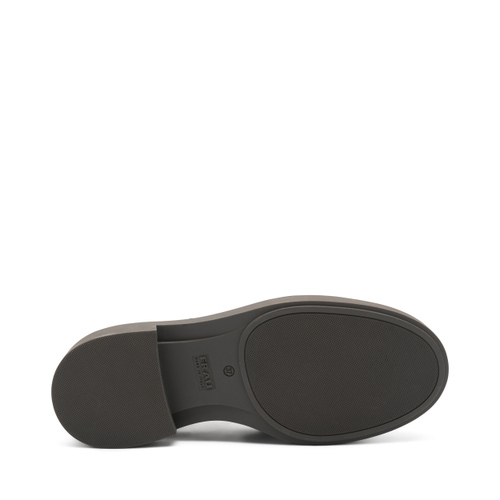 Schnürschuh aus Lackleder - Frau Shoes | Official Online Shop