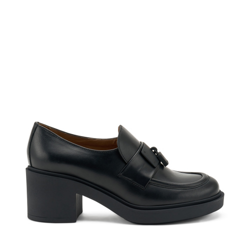 Mokassin aus Leder mit farblich passendem Vorhängeschloss - Frau Shoes | Official Online Shop