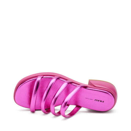 Ciabatta con fascette tubolari in pelle laminata - Frau Shoes | Official Online Shop