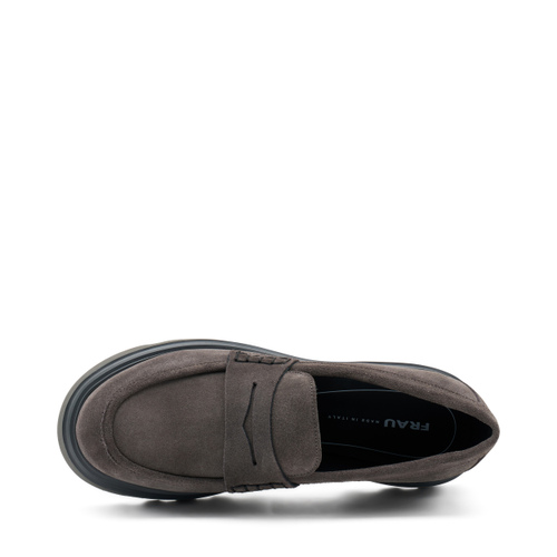 Mokassin aus Veloursleder mit Sohle im Reifenprofil - Frau Shoes | Official Online Shop