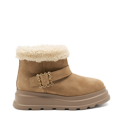 Sheepskin ankle boots with buckle - Frau Shoes | Official Online Shop