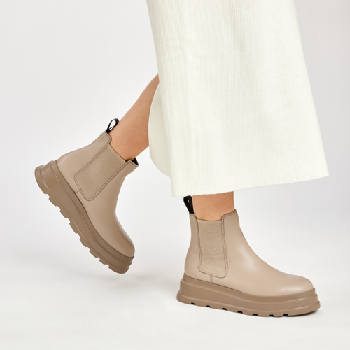 Leather Chelsea boots with platform sole - Frau Shoes | Official Online Shop