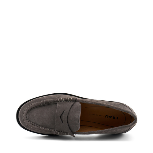 Mokassins aus Veloursleder mit Sohle im Reifenprofil - Frau Shoes | Official Online Shop