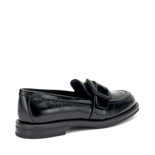 Creased polished leather loafers with buckle - Frau Shoes | Official Online Shop