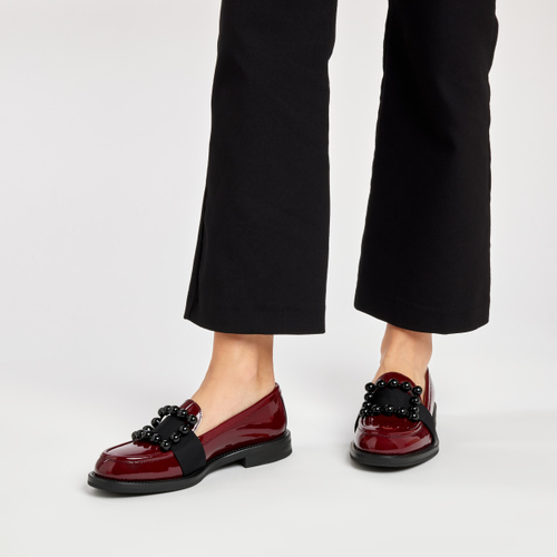 Glossy patent leather loafers with accessory - Frau Shoes | Official Online Shop