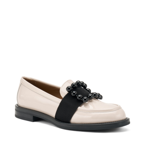 Glossy patent leather loafers with accessory - Frau Shoes | Official Online Shop