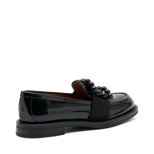 Glossy patent leather loafers with accessory - Frau Shoes | Official Online Shop