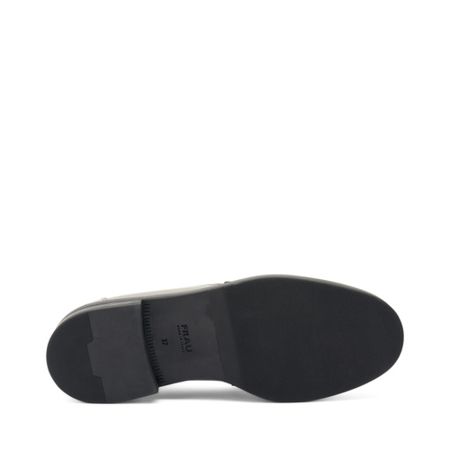 Patent leather loafers with fringing - Frau Shoes | Official Online Shop