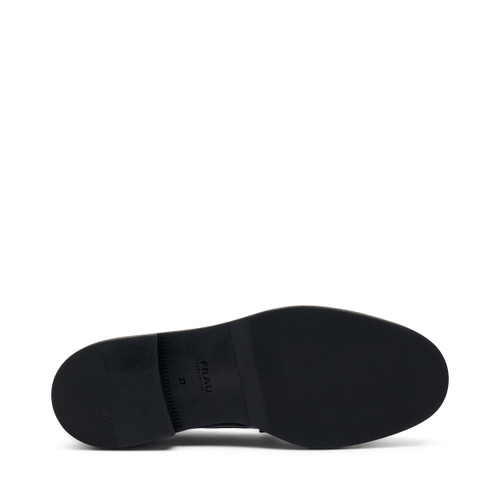 Patent leather loafers with fringing - Frau Shoes | Official Online Shop