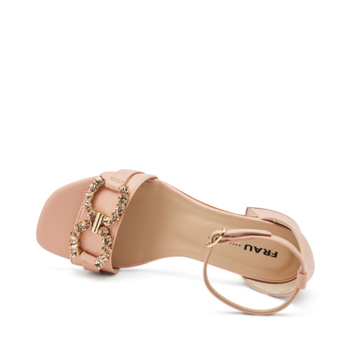 Sandalo con tacco in pelle con morsetto - Frau Shoes | Official Online Shop