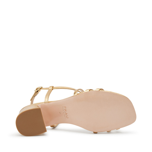 Sandale mit schmalen Riemchen aus laminiertem Leder - Frau Shoes | Official Online Shop