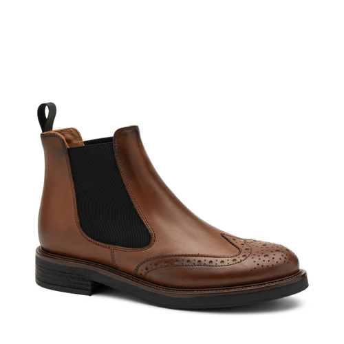 Antiqued-finish leather Chelsea boots with wing-tip design - Frau Shoes | Official Online Shop