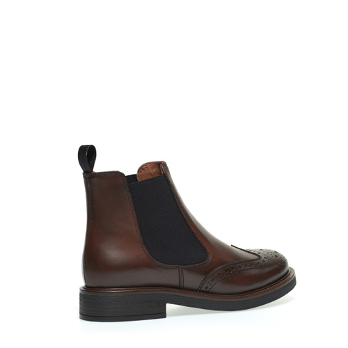 Leather Chelsea boots with wing-tip design - Frau Shoes | Official Online Shop