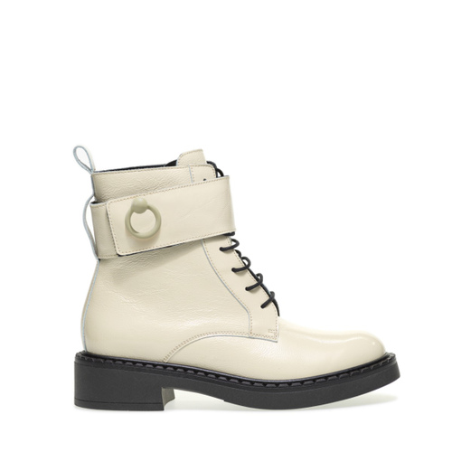 Patent leather combat boots with chunky sole - Frau Shoes | Official Online Shop