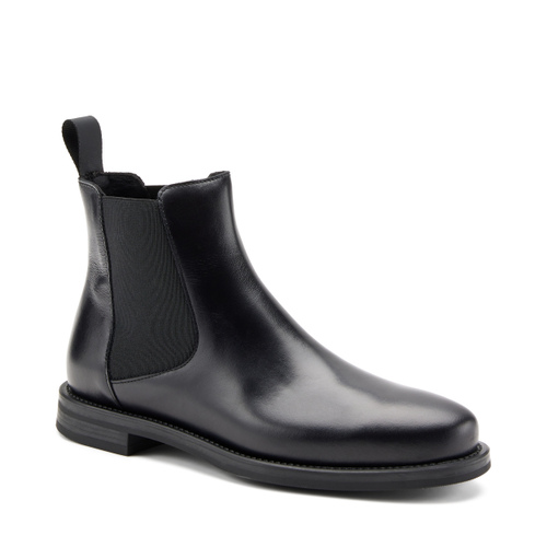 Plain leather Chelsea boots with shaded finish - Frau Shoes | Official Online Shop