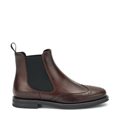 Finished leather Chelsea boots with wing-tip design - Frau Shoes | Official Online Shop