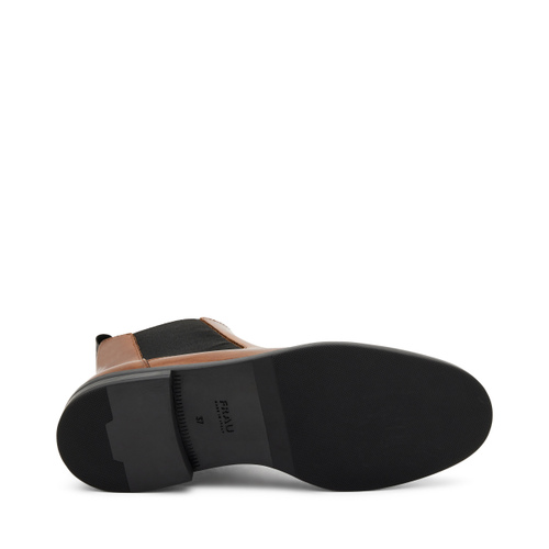 Plain leather Chelsea boots with shaded finish - Frau Shoes | Official Online Shop