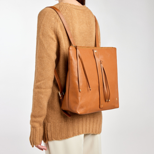 Square leather backpack - Frau Shoes | Official Online Shop