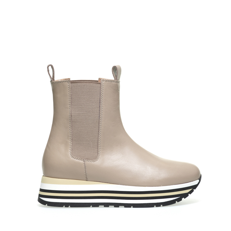 Leather flatform Chelsea boots | Frau Shoes | Official Online Shop