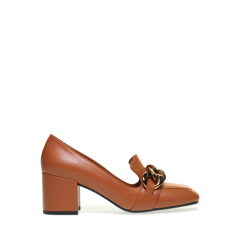 Square-toe loafers with heel and chain detail - Heels | Frau Shoes | Official Online Shop