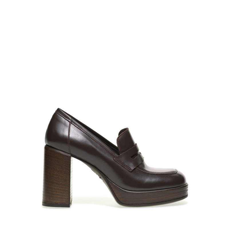 Square-toe loafers with heel and platform - Heels | Frau Shoes | Official Online Shop
