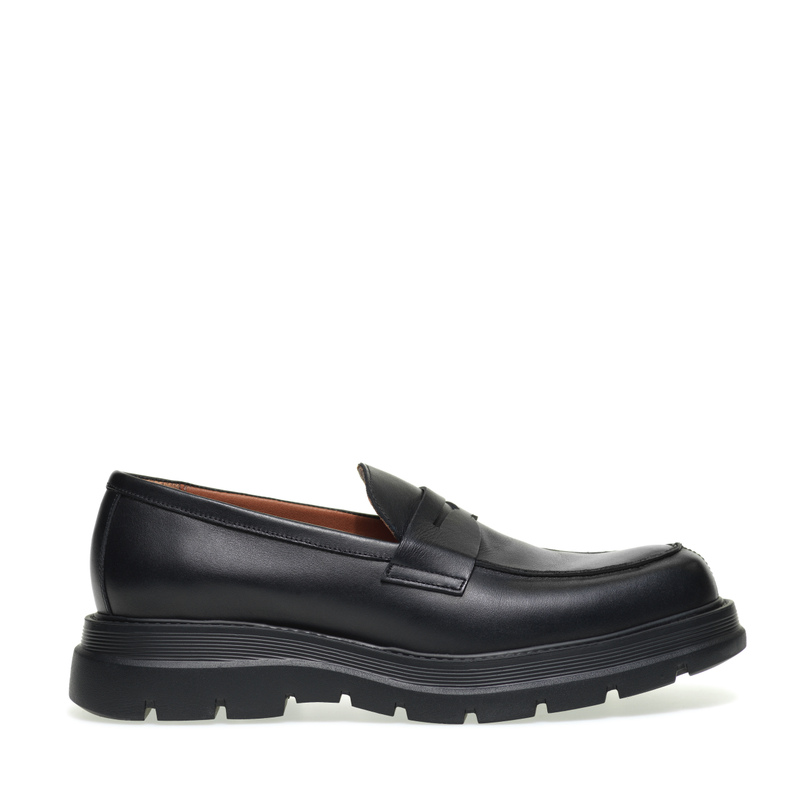 Leather loafers with lug sole | Frau Shoes | Official Online Shop