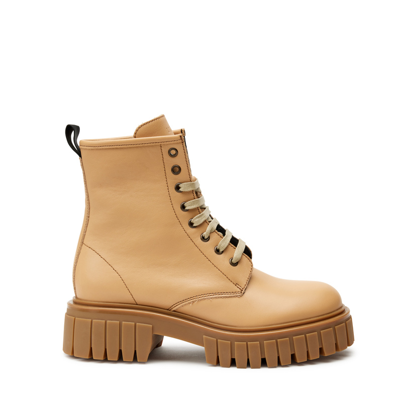 Combat boots with track sole - Woman | Frau Shoes | Official Online Shop