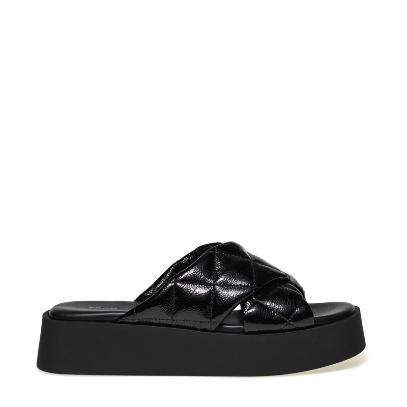Quilted patent leather crossover-strap sliders | Frau Shoes | Official Online Shop