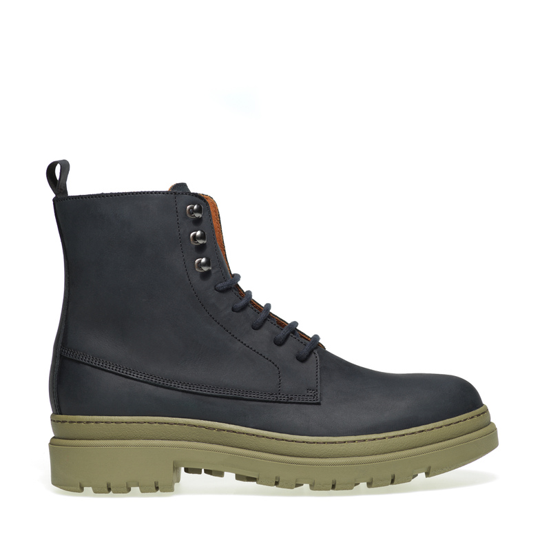 Vintage-effect nubuck combat boots with double sole - Sporty Selection | Frau Shoes | Official Online Shop