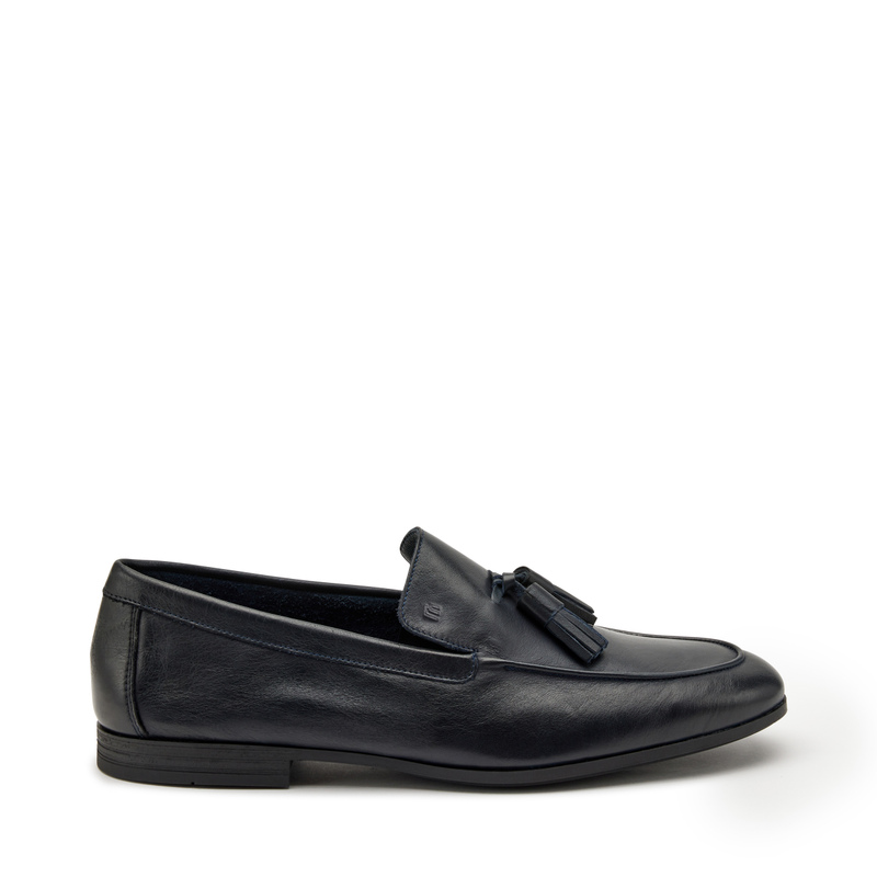 Leder-Mokassin mit Quasten - Mokassins | Frau Shoes | Official Online Shop