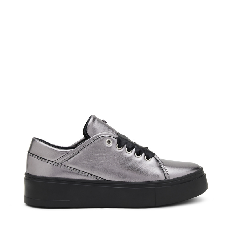 Foiled leather sneakers with satin laces - Metal Trend | Frau Shoes | Official Online Shop
