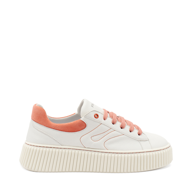 Sneaker mit Details in Kontrastfarbe | Frau Shoes | Official Online Shop