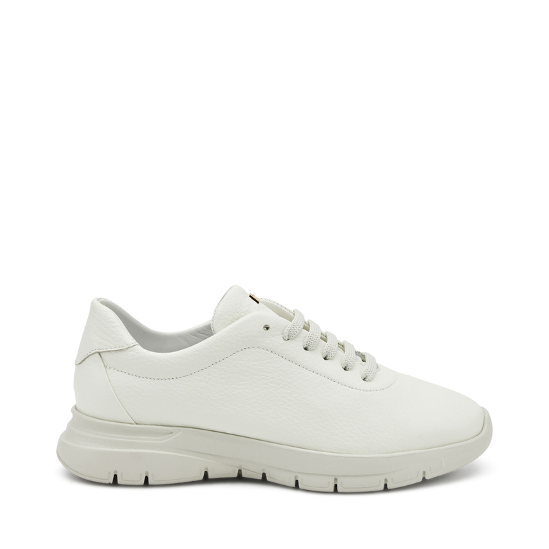 Extraleichter Sneaker aus Leder - FS24 Kollektion | Frau Shoes | Official Online Shop