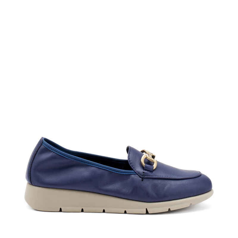 ComfortTech-Mokassin aus Leder mit Spange | Frau Shoes | Official Online Shop