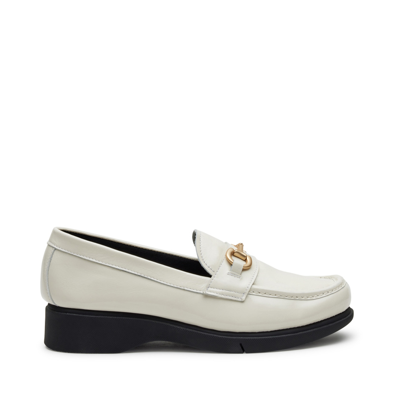 Comfortable patent leather loafers with clasp detail - FRAU FX | Frau Shoes | Official Online Shop