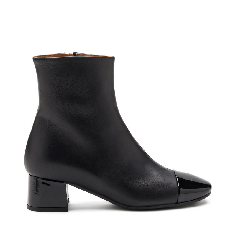 Leather ankle boots with patent leather inserts | Frau Shoes | Official Online Shop
